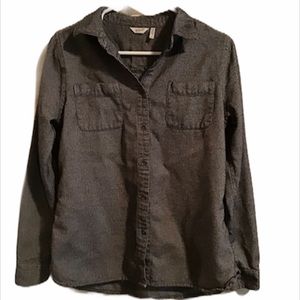 Ladies Woolrich long sleeved button up shirt